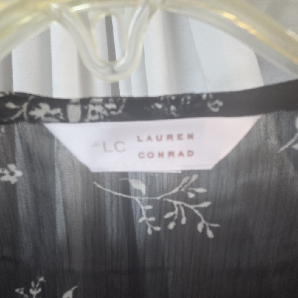 LC Lauren Conrad Black and White Floral Kimono - Picture 3 of 3